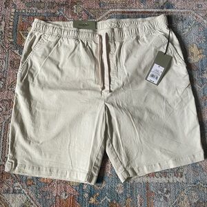 NWT New Men’s Khaki Shorts